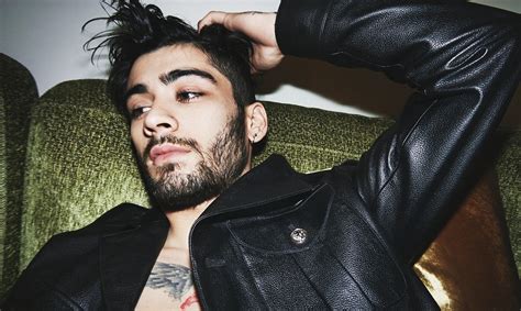 Zayn Malik Nude and Sexy Photo Collection